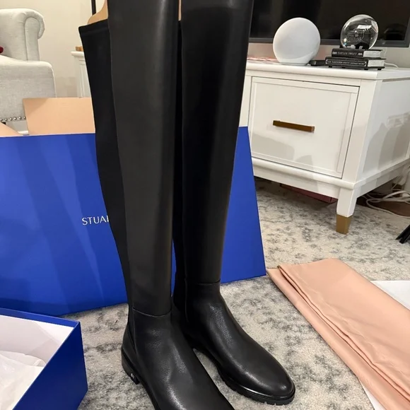 Stuart Weitzman city boot NIB - Picture 1 of 3